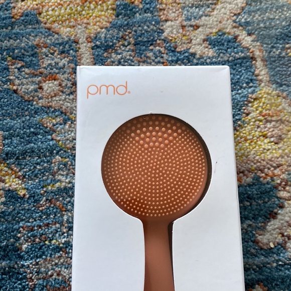 PMD Clean Smart Facial Cleansing Device in Warmth - Picture 6 of 7